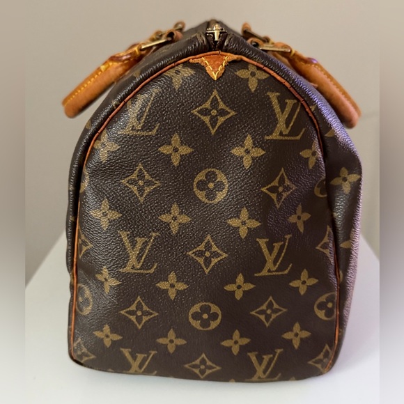 Louis Vuitton Speedy 30 Monogram - Picture 10 of 12
